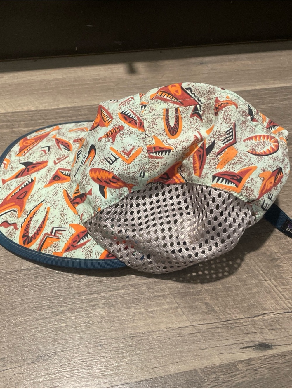 Vtg 1999 Patagonia Duckbill Cap Hat Size M Made in USA Fish Shark Mesh 90s SP99 - Picture 2 of 9